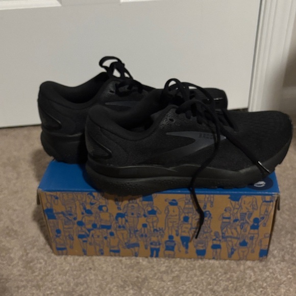 Brooks Women’s Ghost 16 7.5 - Picture 3 of 8